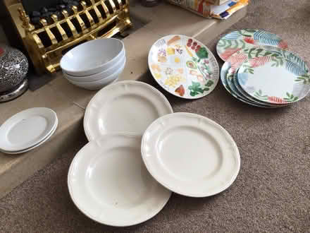 Photo of free Selection of plates (Stubbington PO14) #1