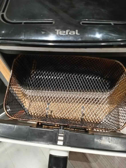 Photo of free Tefal air fryer (Carshalton) #3