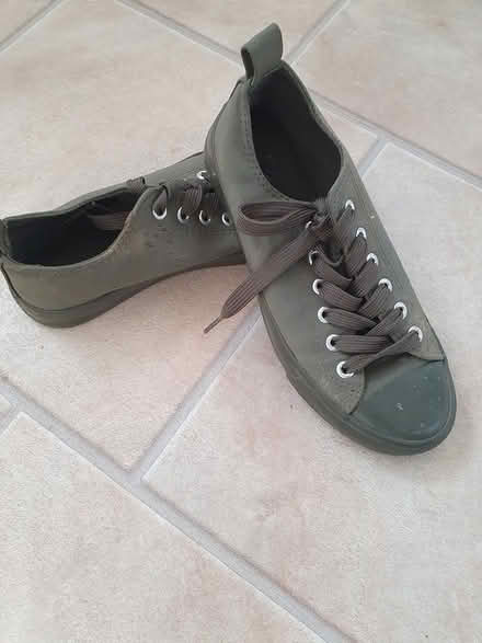 Photo of free Green pumps size 3 (Rushden NN10) #2
