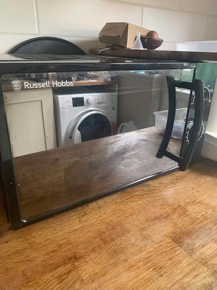 Photo of free Microwave oven (E17) #1
