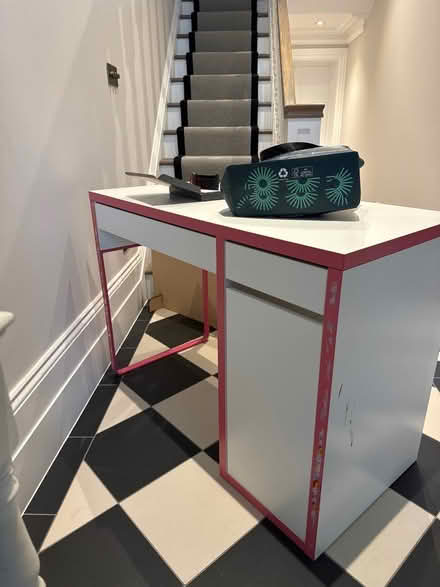Photo of free Kids desk (W11) #2