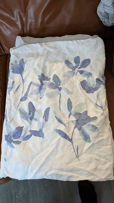 Photo of free King size duvet cover+pillow cases (W3) #1