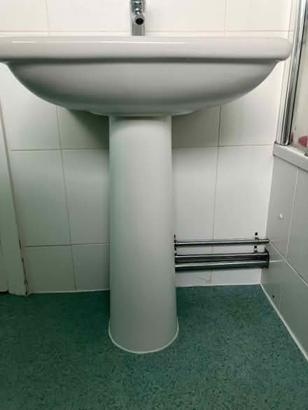 Photo of free Pedestal Hand Wash Basin, White (St John's WR2) #3