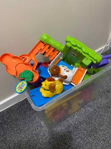 Photo of free Assorted Toot Toot track and cars (Crown Wood RG12) #1
