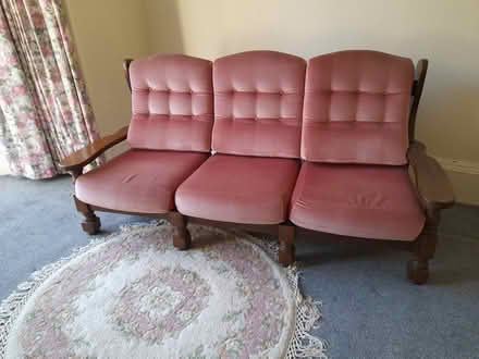 Photo of free Pink sofa (EH10) #1