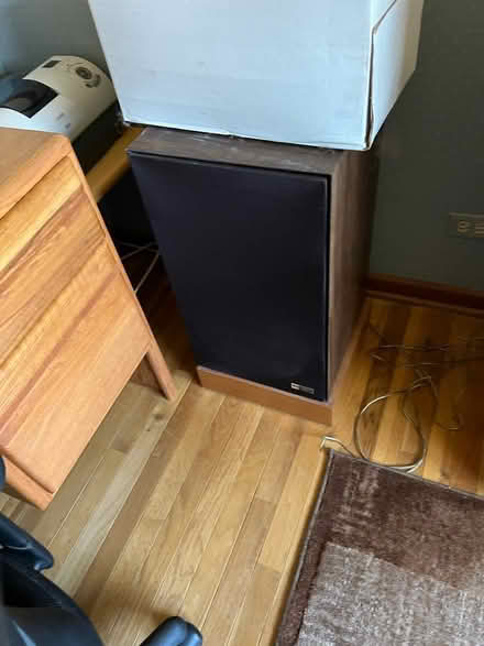 Photo of free ess speakers (Arlington Heights -South) #2