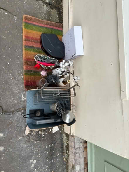 Photo of free Stuff - Mixture (Kew Gardens TW9) #1