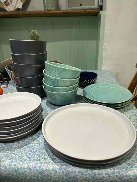 Photo of free Random selection plates bowls (ME18) #1