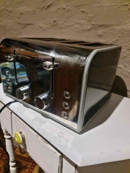 Photo of free Toaster (Selsdon) #2