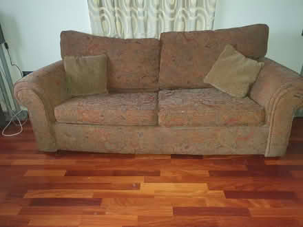 Photo of free 3, 2, 1 seater sofas & chair (TW15) #1