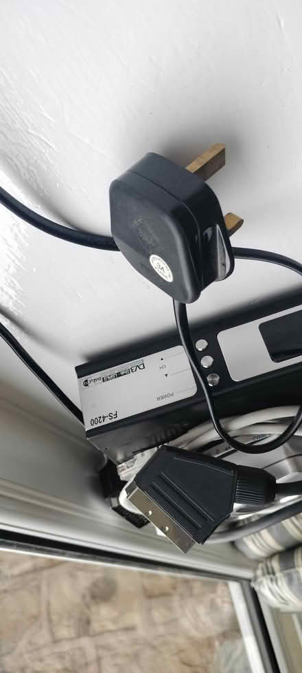Photo of free Freesat receiver (Cefn Mawr LL14) #3