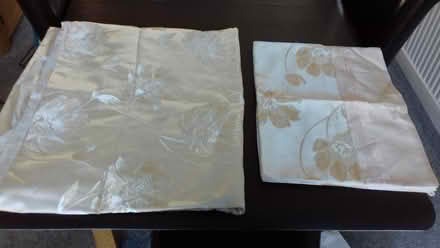 Photo of free duvet cover (Clutton Hill) #1