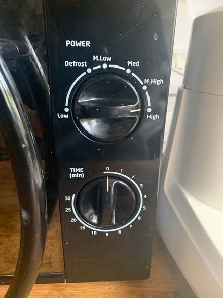 Photo of free Microwave oven (E17) #2