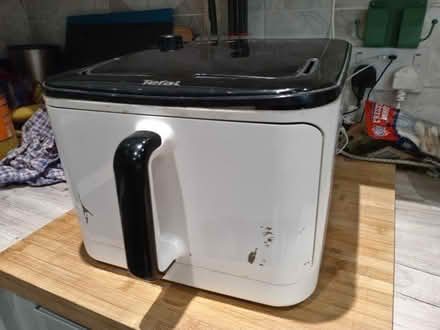 Photo of free Tefal air fryer (Carshalton) #1