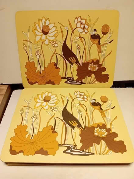 Photo of free 6 vintage St Michael's formica placemats (Leintwardine SY7) #1