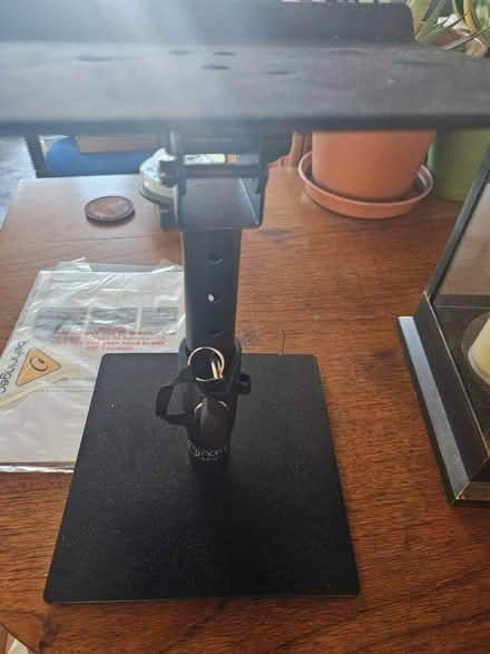 Photo of free Nordel speaker stands (Hilltop AL10) #1