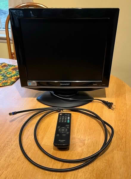 Photo of free 15” tv (North Frederick) #1