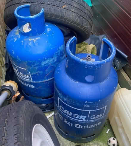 Photo of free Calor gas bottles (Batley WF17) #1