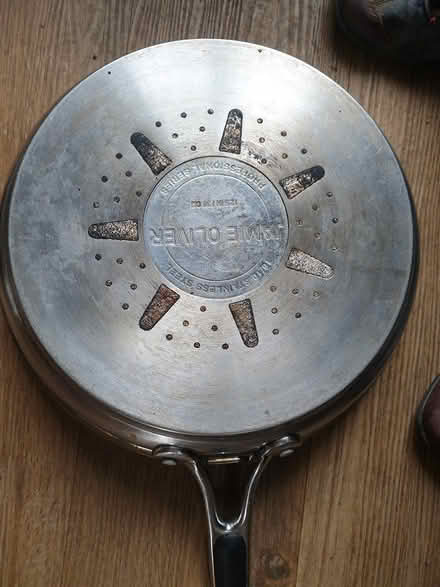 Photo of free Heavy iron frying pans (Sherwood Nottingham NG5) #1