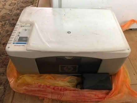Photo of free HP Deskjet F380 Printer (Collier Row RM5) #1