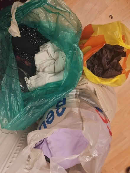 Photo of free Material pieces and scraps (Clissold park N16) #1