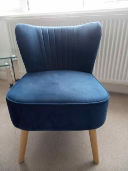 Photo of free Bedroom chair. (Thingwall CH61) #2