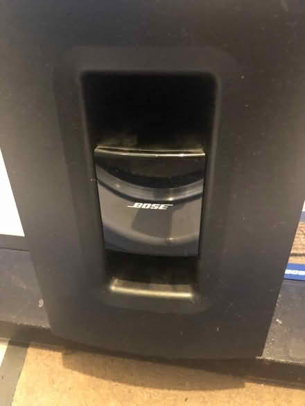 Photo of free NOT WORKING Bose sound bar and bass speaker (Higher Bebington CH63) #2