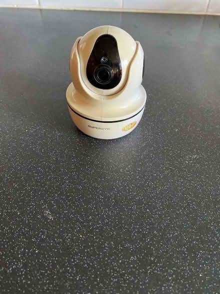 Photo of free camera (Caversham Heights RG4) #1