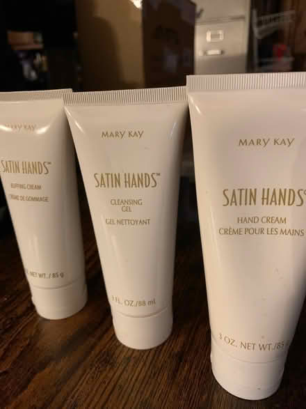 Photo of free Box of hair and bath/body products (Kecoughtan & LaSalle) #4
