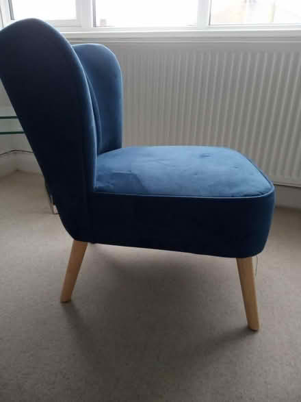 Photo of free Bedroom chair. (Thingwall CH61) #1