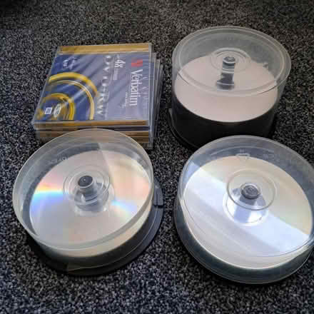 Photo of free CDR's and DVD RWs mixture of makes (Ainsdale-on-Sea PR8) #1