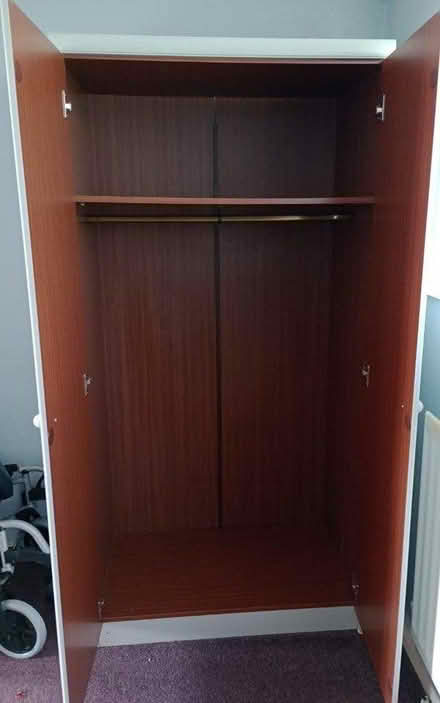 Photo of free Single wardrobe (DE4 Matlock) #2