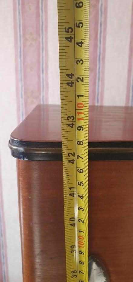 Photo of free China Cabinet (DE4 Matlock) #4