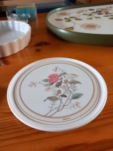 Photo of free Minton Cloverleaf 6" plate/coaster (centre Banbury OX16) #1