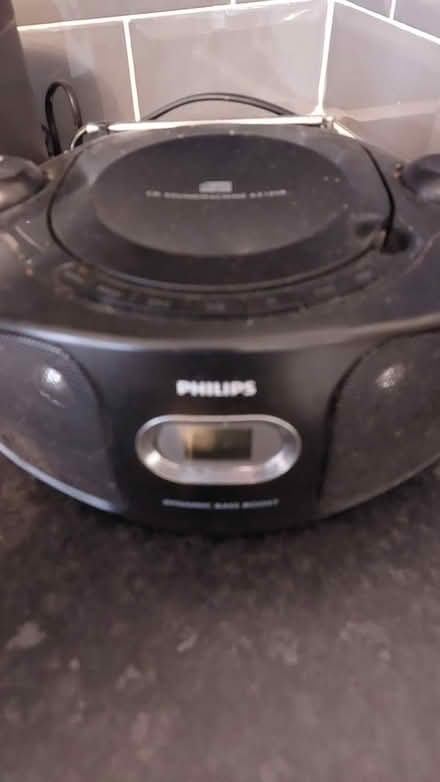 Photo of free Radio/cd (Podsmead GL2) #1