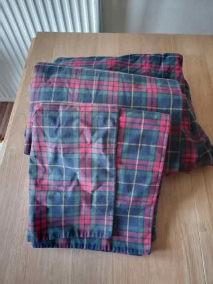 Photo of free Double duvet cover with 2 pillowcases. (Ballumbie DD4) #1