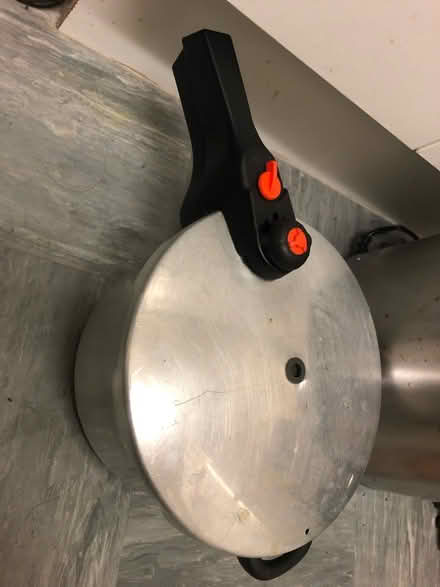 Photo of free pressure cooker for repair (Brixton station) #1