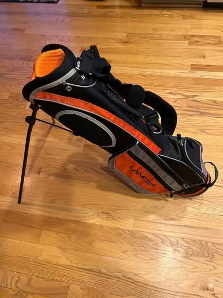 Photo of free Golf bag, youth (Rockville) #1