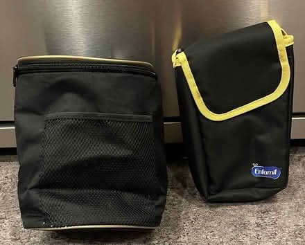 Photo of free Insulated bottles bags (Ridley Park) #1