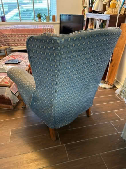 Photo of free Wing arm chair vintage (Canton, CF5) #2