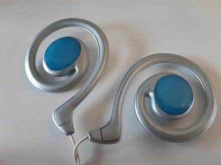 Photo of free Panasonic Silver Headphones White Cord (Orgreave S13) #4
