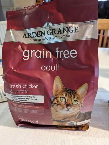 Photo of free Dry cat food (West Hagbourne OX11) #2