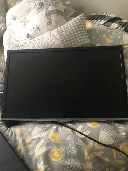 Photo of free Samsung Tv (Hemel Hempstead) #1