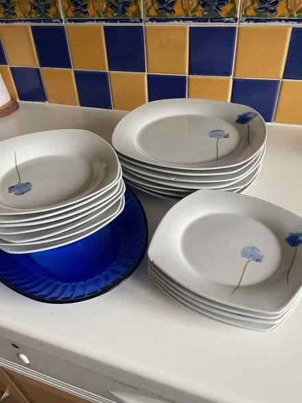 Photo of free Crockery (Eccleshill BD10) #1