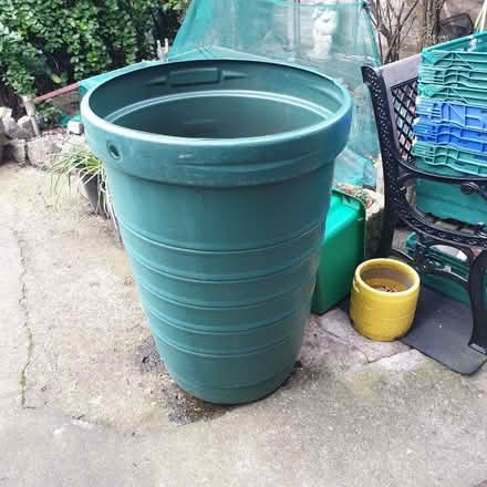 Photo of free Waterbutt no tap or lid (Enfield EN2) #1