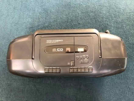 Photo of free CD/Tape/Radio Player (Little Ashley BA15) #3