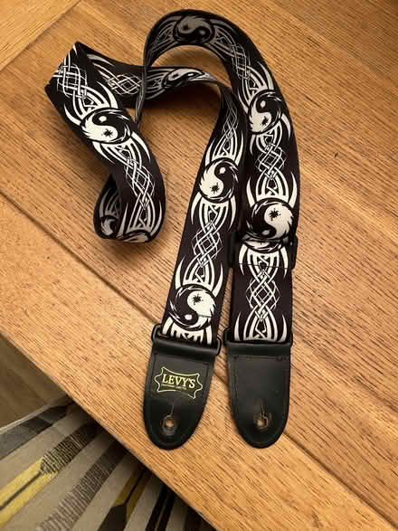 Photo of free Guitar strap (Turnford EN8) #1