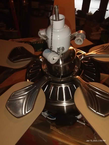 Photo of free ceiling fan (Everett, WA near Silver Lake) #4