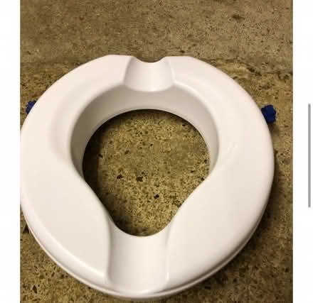 Photo of free Adjustable Raised Toilet Seat - Brand New (Coney Hall BR4) #1