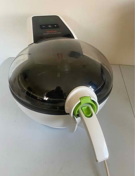Photo of free Air Fryer (West wickham) #1